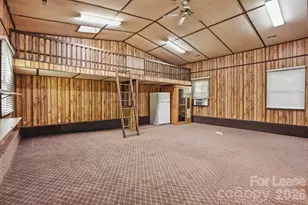 301 Sardis Rd N, Charlotte, NC 28270 - Photo 18
