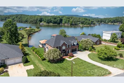 215 Iswa Drive, Taylorsville, NC 28681 - Photo 2