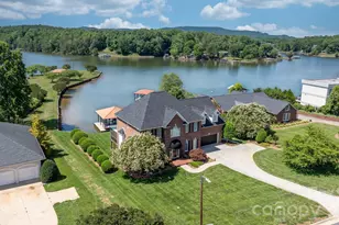 215 Iswa Dr, Taylorsville, NC 28681 - Photo 2