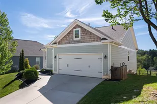 17 Dreambird Dr, Leicester, NC 28748 - Photo 2