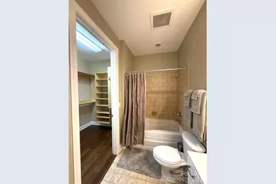230 S Tryon Street #1002, Charlotte, NC 28202 - Photo 12