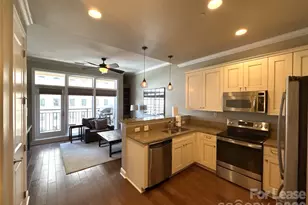 230 S Tryon St, Charlotte, NC 28202 - Photo 2
