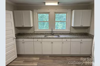 220 Basin Avenue, Kannapolis, NC 28083 - Photo 6