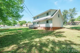 806 S Laurel St, Lincolnton, NC 28092 - Photo 4