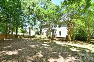 10930 Wyndham Pointe Dr, Charlotte, NC 28213 - Photo 32