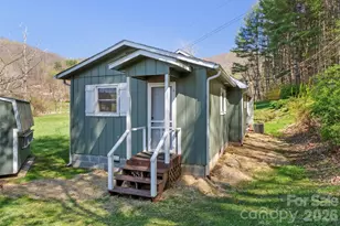 24 Baldridge Dr, Burnsville, NC 28714 - Photo 28