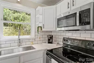 24 Baldridge Dr, Burnsville, NC 28714 - Photo 6