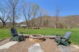 24 Baldridge Dr, Burnsville, NC 28714 - Photo 24