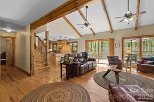 1060 Indian Camp Creek Rd, Hot Springs, NC 28743 - Photo 6