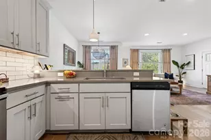 62 Dillingham Rd, Asheville, NC 28805 - Photo 12
