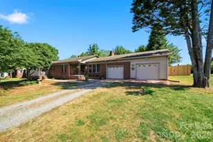 109 Air Park Dr, Morganton, NC 28655 - Photo 2