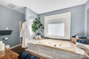 10 High Meadows Dr, Candler, NC 28715 - Photo 10