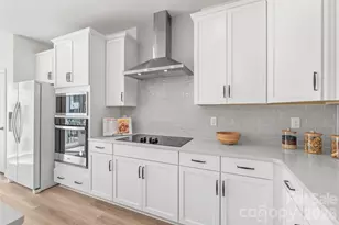15309 Ballancroft Pkwy, Charlotte, NC 28277 - Photo 12