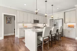 2463 Bridle Ct, Lincolnton, NC 28092 - Photo 6
