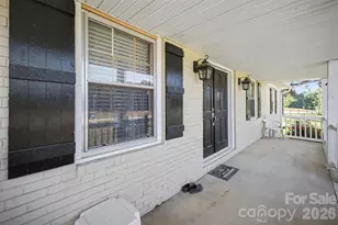 1087 Greenbriar Dr, Lancaster, SC 29720 - Photo 6