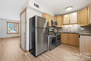 638 Chipley Ave, Charlotte, NC 28205 - Photo 16