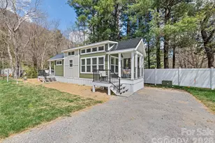 79 Getaway Ln, Maggie Valley, NC 28751 - Photo 2