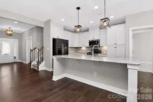 3025 Kinsley Ct, Fort Mill, SC 29707 - Photo 4