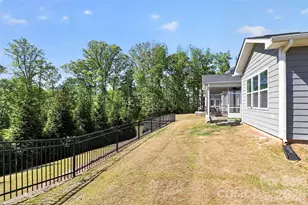 3025 Kinsley Ct, Fort Mill, SC 29707 - Photo 38