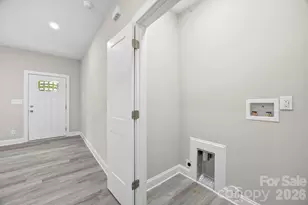 3800 Freedom Dr, Charlotte, NC 28208 - Photo 18