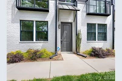 226 Sutton Park Lane, Charlotte, NC 28211 - Photo 2