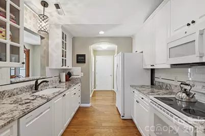 7224 Swans Run Road, Charlotte, NC 28226 - Photo 2