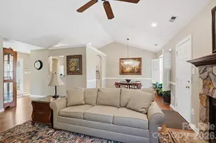 7224 Swans Run Rd, Charlotte, NC 28226 - Photo 10