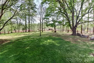 225 Midway Rd, Statesville, NC 28625 - Photo 24