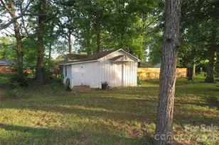 419 S Church St, Lowell, NC 28098 - Photo 20