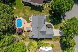 2810 Patten Hill Dr, Matthews, NC 28105 - Photo 10