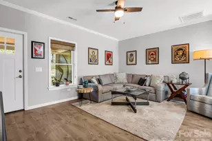 11 N Pershing Rd, Asheville, NC 28805 - Photo 16