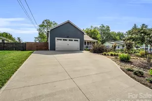 11 N Pershing Rd, Asheville, NC 28805 - Photo 40