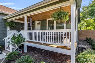 11 N Pershing Rd, Asheville, NC 28805 - Photo 6