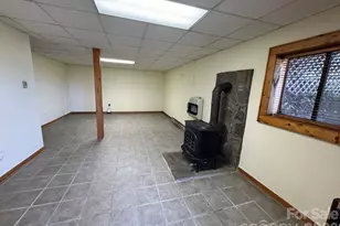 1618 Walnut Creek Rd, Waynesville, NC 28786 - Photo 16