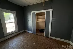 512 W 2nd St, Cherryville, NC 28021 - Photo 14