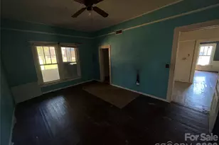 512 W 2nd St, Cherryville, NC 28021 - Photo 22