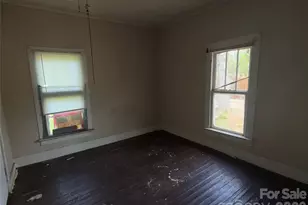 512 W 2nd St, Cherryville, NC 28021 - Photo 20