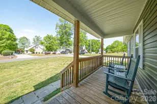 455 Lake Dr 6 Dr, Lexington, NC 27292 - Photo 18