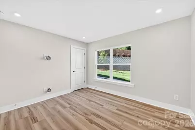 6022 Pivot Court, Charlotte, NC 28205 - Photo 4