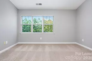 10519 Yellow Rose Ln, Charlotte, NC 28269 - Photo 10