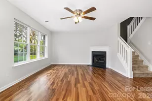 10519 Yellow Rose Ln, Charlotte, NC 28269 - Photo 2