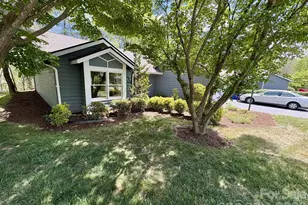 10 Laurel Pl Dr, Asheville, NC 28803 - Photo 24
