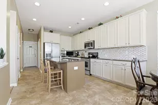 10122 Whiteburn Ct, Charlotte, NC 28278 - Photo 18