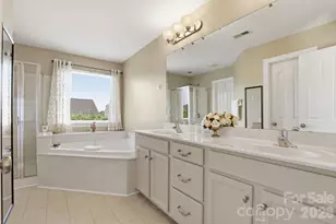 10122 Whiteburn Ct, Charlotte, NC 28278 - Photo 28