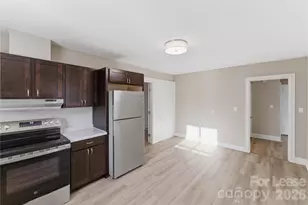 2405 Greenland Ave, Charlotte, NC 28208 - Photo 12