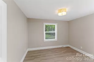 2405 Greenland Ave, Charlotte, NC 28208 - Photo 16