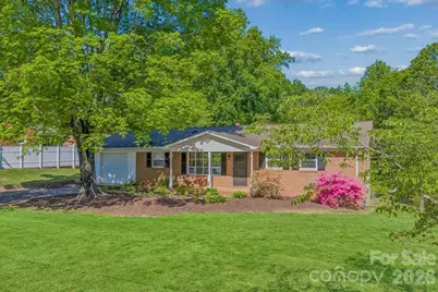 105 Vina Place, Mount Holly, NC 28120 - Photo 2