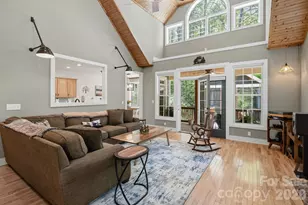 280 Bear River Lodge Trail, Marshall, NC 28753 - Photo 8