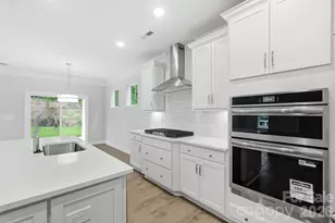 13130 Foxberry Rd, Charlotte, NC 28213 - Photo 18