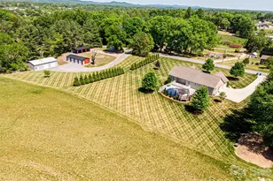 379 Horseshoe Bend Rd, Hudson, NC 28638 - Photo 2